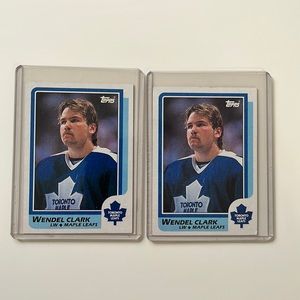 2 CARD LOT 1986-87 Topps Wendel Clark Rookie Card #149 RC Toronto Maple Leafs
